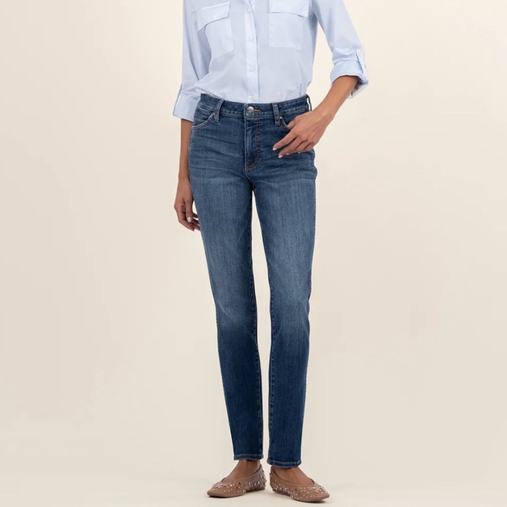 Kut from the Kloth Mid Rise Boyfriend Jeans Size 16